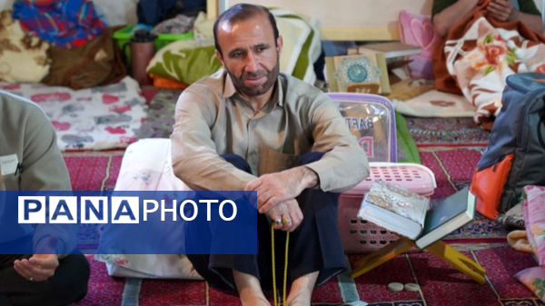 حضور پرشور دانش‌آموزان یاسوج در مراسم معنوی اعتکاف