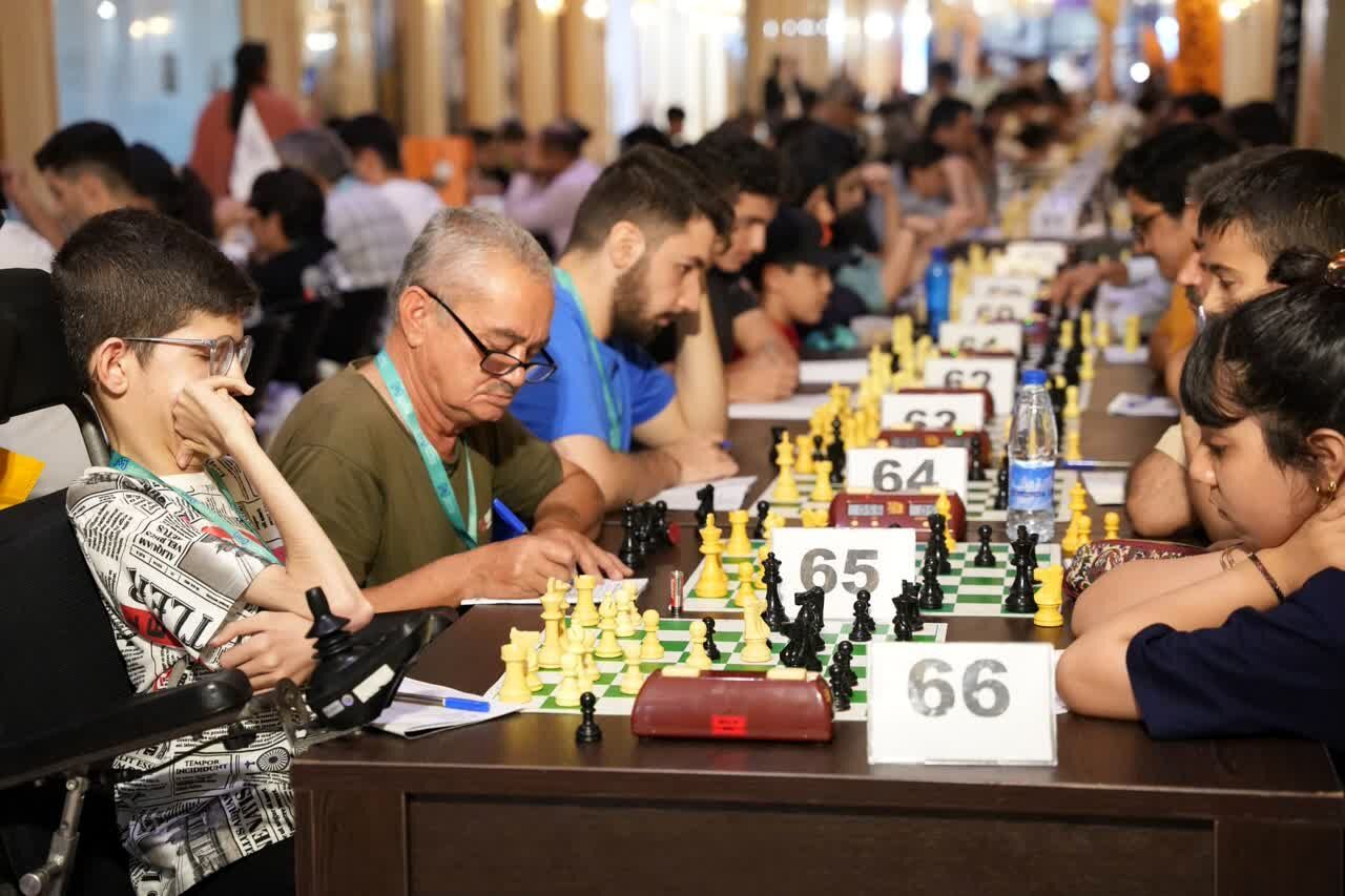 مسابقات ملی جایزه بزرگ شطرنج در کیش آغاز شد