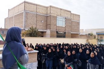 آغاز سال تحصیلی جدید و نواختن زنگ مهر در شهرستان خلیل‌آباد