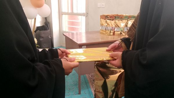 دورهمی دانش آموزان دبیرستان نرجس خاتون(س) روستای ورجان