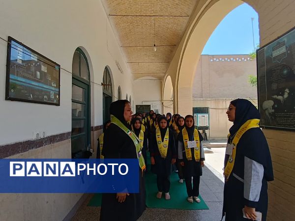 اردوی تشکیلاتی یاور مربیان پیشتاز دختران مقطع متوسطه اول ناحیه یک یزد