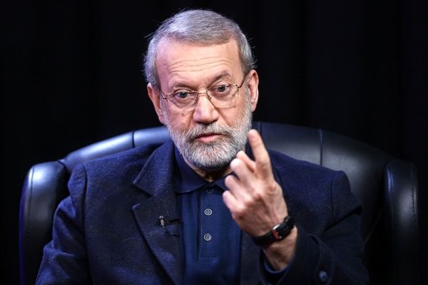  لاریجانی: در امور کشورها دخالت نمی‌کنیم اما از جریان‌های مقاومت حمایت می‌کنیم
