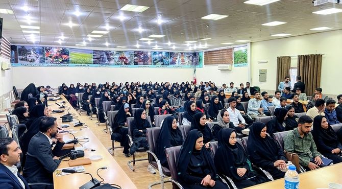 جوانان معماران فردای عنبرآباد؛ نه تماشاگران آینده