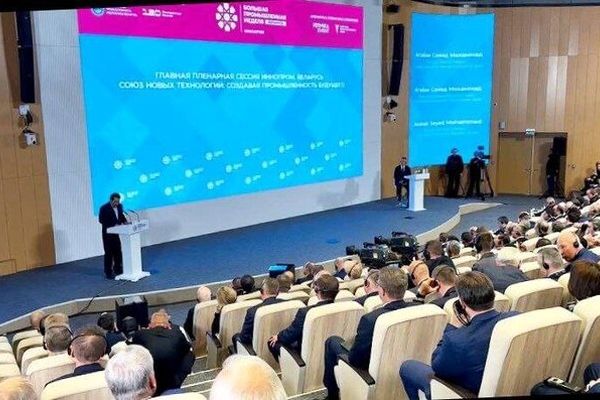 توسعه تجارت با کشورهای منطقه در نشست اتابک با نخست‌وزیران عضو اتحادیه اوراسیا