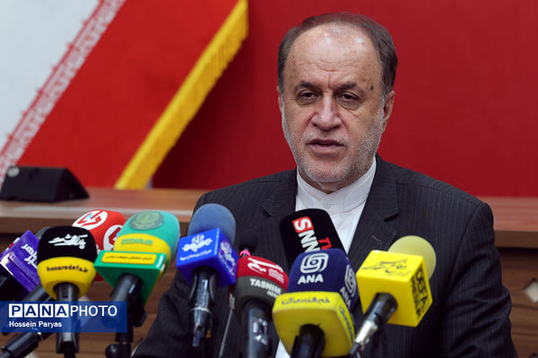 جلسه ستاد مرکزی دهه فجر انقلاب اسلامی 