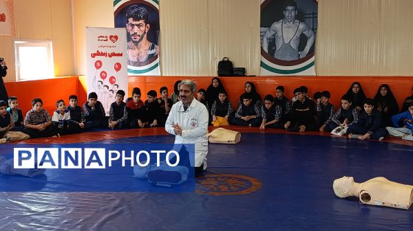 جشنواره آموزشی نبض زندگی در ناحیه ۷ آموزش و پرورش مشهد مقدس