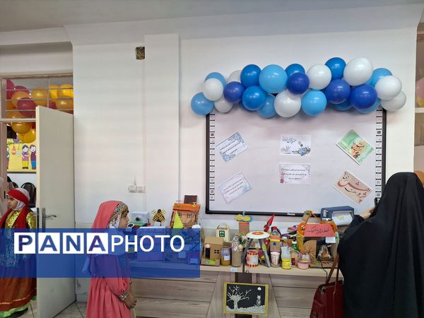 نمایشگاه دست‌سازه‌ها و فعالیت‌های پژوهشی در دبستان آسیه شهرستان ملارد