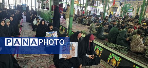 حضور گسترده فرهنگیان و دانش‌آموزان بسیجی بافق در همایش اقتدار