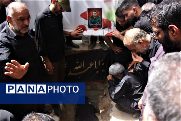 جلوه‌های حزن و خشم در مراسم تشییع شهدا
