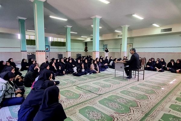 نظرآبادگنجینه‌ای از تمدن ۹ هزار ساله است