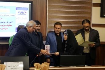 تجلیل از دانش‌آموز خبرنگاران پانا ناحیه یک شهرری به مناسبت روز خبرنگار