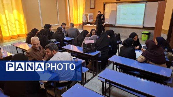 کارگاه طرح توانا و هم افزایی دانش سازمانی در تاحیه 6 مشهد