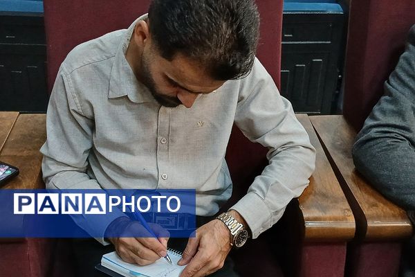  کارگاه آموزشی نحوه تعامل با دانش‌آموزان و بازی‌های گروهی در باقرشهر 