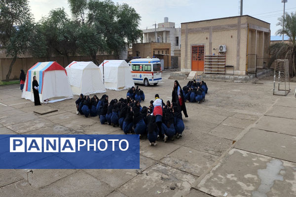 مانور زلزله در مدارس شهرستان‌ها و مناطق استان بوشهر