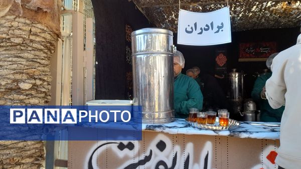 برپایی چایخانه جوانان مهدوی نیشابور در دهه اول فاطمیه 