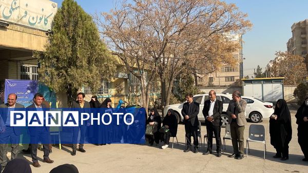 بازدید مدیران مدارس غیردولتی ناحیه ۷ مشهد از نمایشگاه کتاب