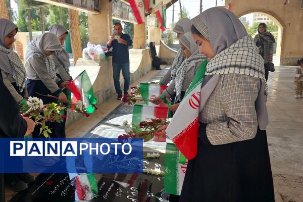 هفته بسیج و غبار روبی مزار شهدای  امامزاده عمادالدین (ع) در شهرستان رباط‌کریم