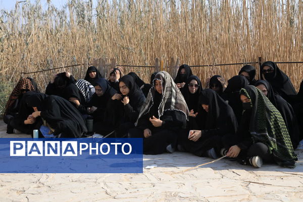 حال و هوای دختران هنرستانی قم در بازدید از یادمان‌های عملیاتی جنوب کشور