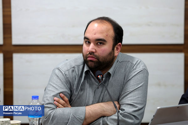 جلسه مدیران استان‌ها با شورای معاونان سازمان دانش‌آموزی 