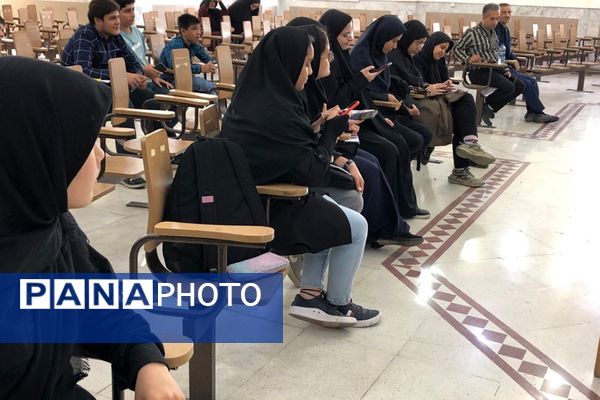کارگاه‌های آموزش تکمیلی خبرنگاری با همکاری بسیج دانش‌آموزی در ناحیه 2 شهرری 