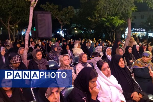  یادواره شهدای شهرک وحدت و نگارستان در شهرستان فردیس