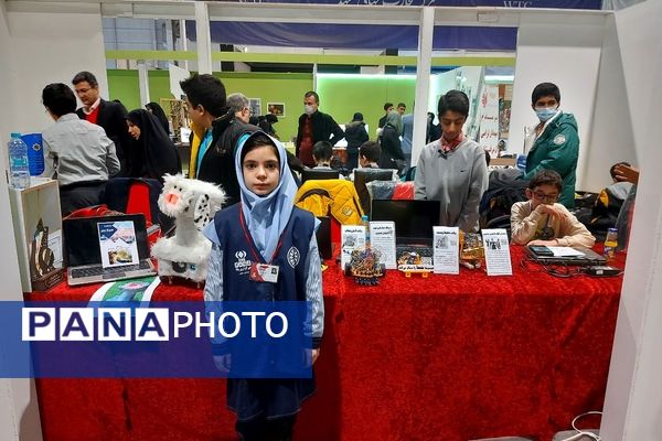 افتتاحیه غرفه رباتیک ناحیه۶ مشهد در نمایشگاه بین‌المللی مشهد 