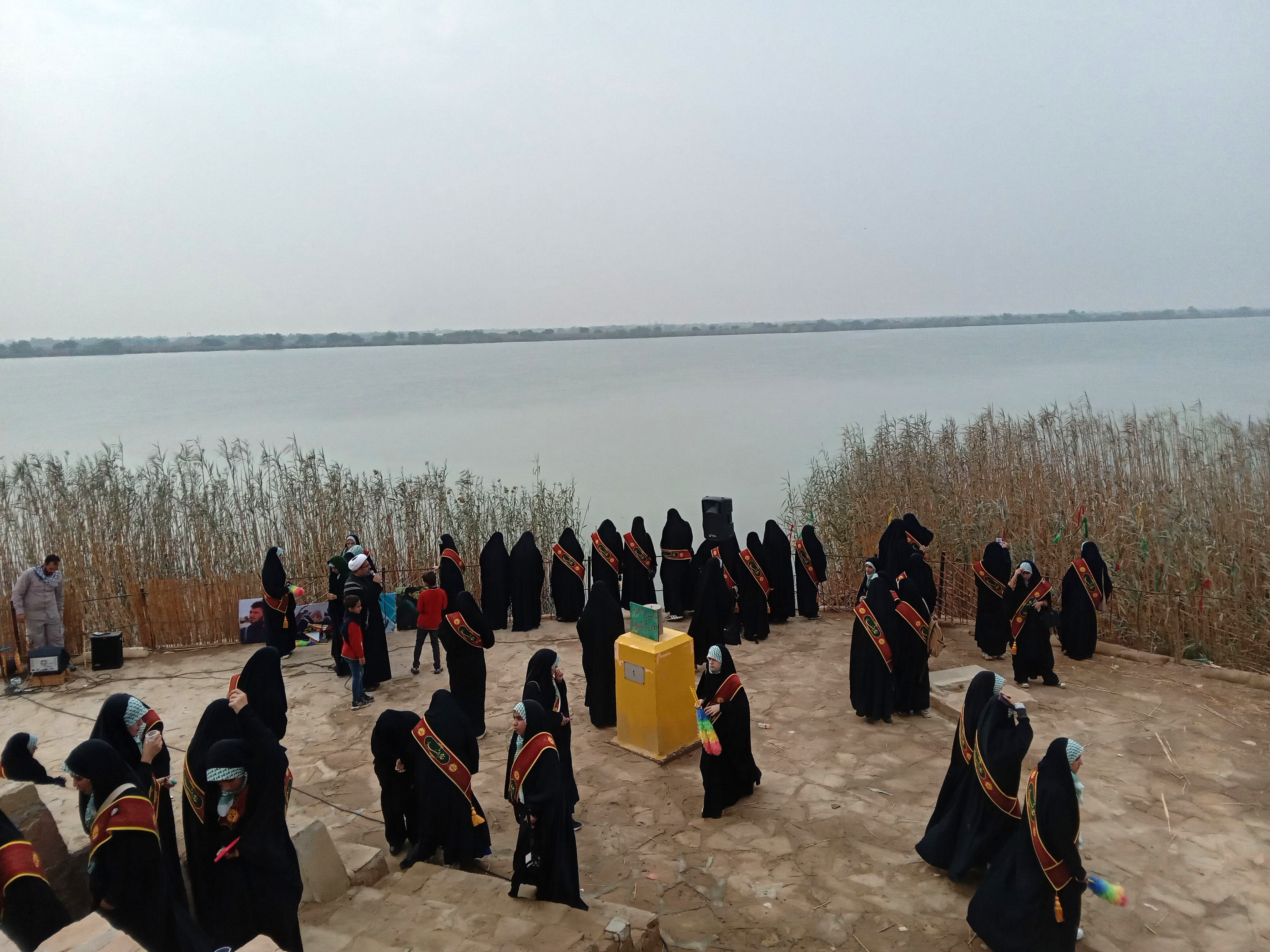 بازدید خادم الشهدا از منطقه عملیاتی کربلای 4