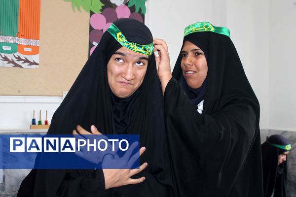 نواختن زنگ ایثار، شهادت و نماز در آموزشگاه ولایت شهرستان فریمان