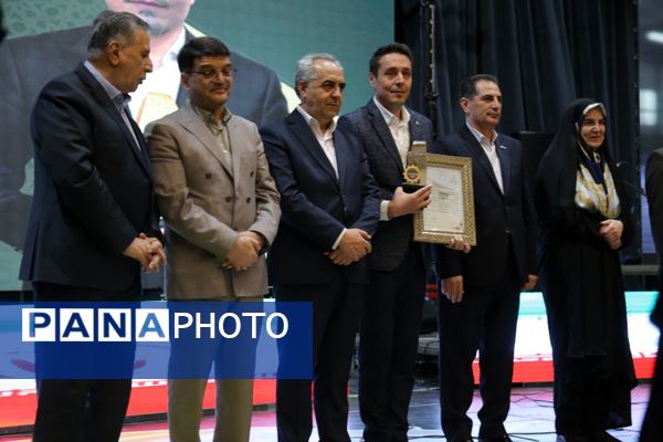 مراسم روز صنعت و معدن در تبریز