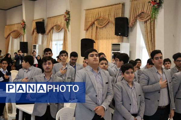 تجلیل از برگزیدگان جشنواره‌های فرهنگی و هنری دانش‌آموزان مازندران