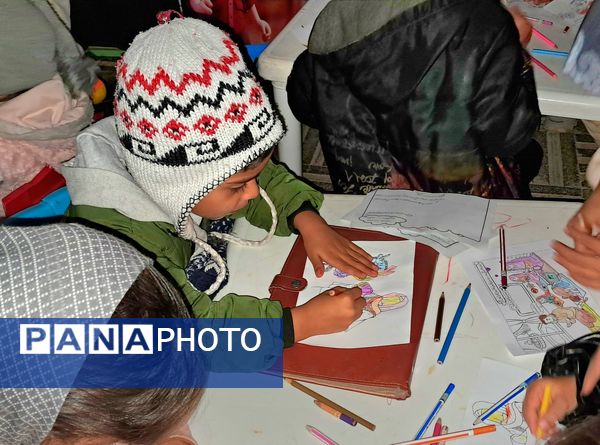 برپایی غرفه فرهنگی کودک در شهرستان کاشمر 