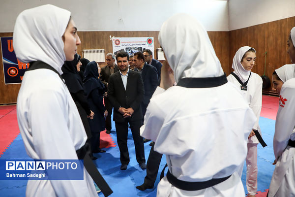 تمرین تیم ملی تکواندو دختران اعزامی به المپیک دانش‌آموزی