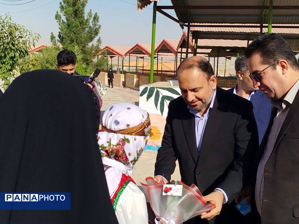 بازدید معاون پرورشی و فرهنگی وزیر آموزش و پرورش از اردوگاه دانشآموزی شهید چمران