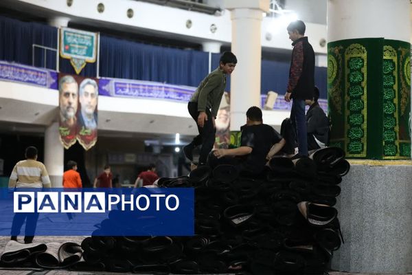 مراسم اعتکاف دانش آموزی در مسجد اعظم و مصلای قدس قم