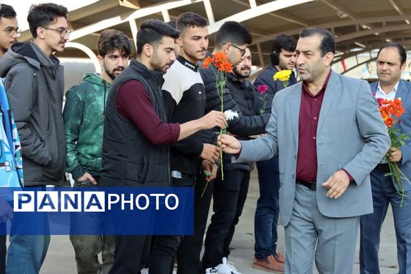 مراسم غبارروبی و عطرافشانی گلزار شهید گمنام دانشگاه فرهنگیان