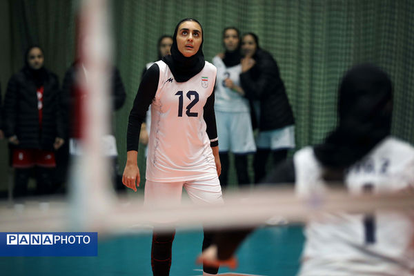 مسابقات دانش آموزی والیبال زیر 15 سال قهرمانی جهان - دختران  (ایران - شیلی)