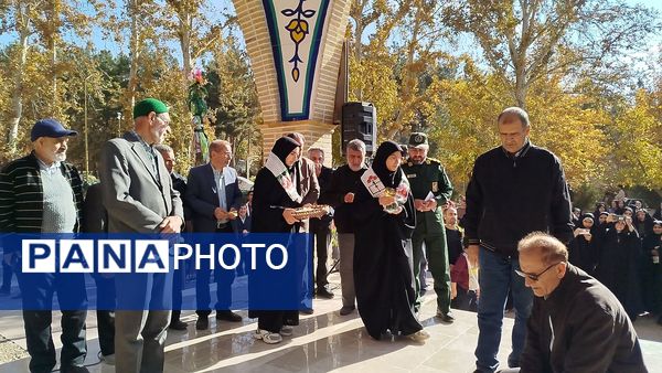 مراسم پر فیض دعای ندبه به همراه آئین رونمایی و عطرافشانی سنگ یادبود شهید گمنام 