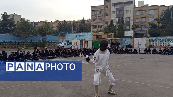 المپیاد ورزشی درون مدرسه ای در دبیرستان صدیقه 1 مشهد