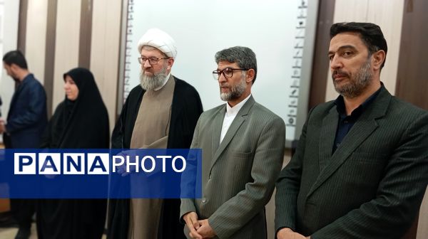 آیین تجلیل از برگزیدگان چهل و سومین دوره مسابقات قرآن، عترت و نماز شهرستان بن