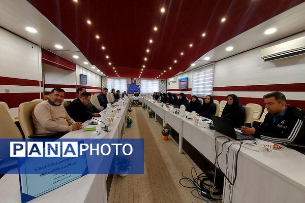 کارگاه آموزش اتوماسیون آی کن در اداره آموزش و پرورش کهریزک