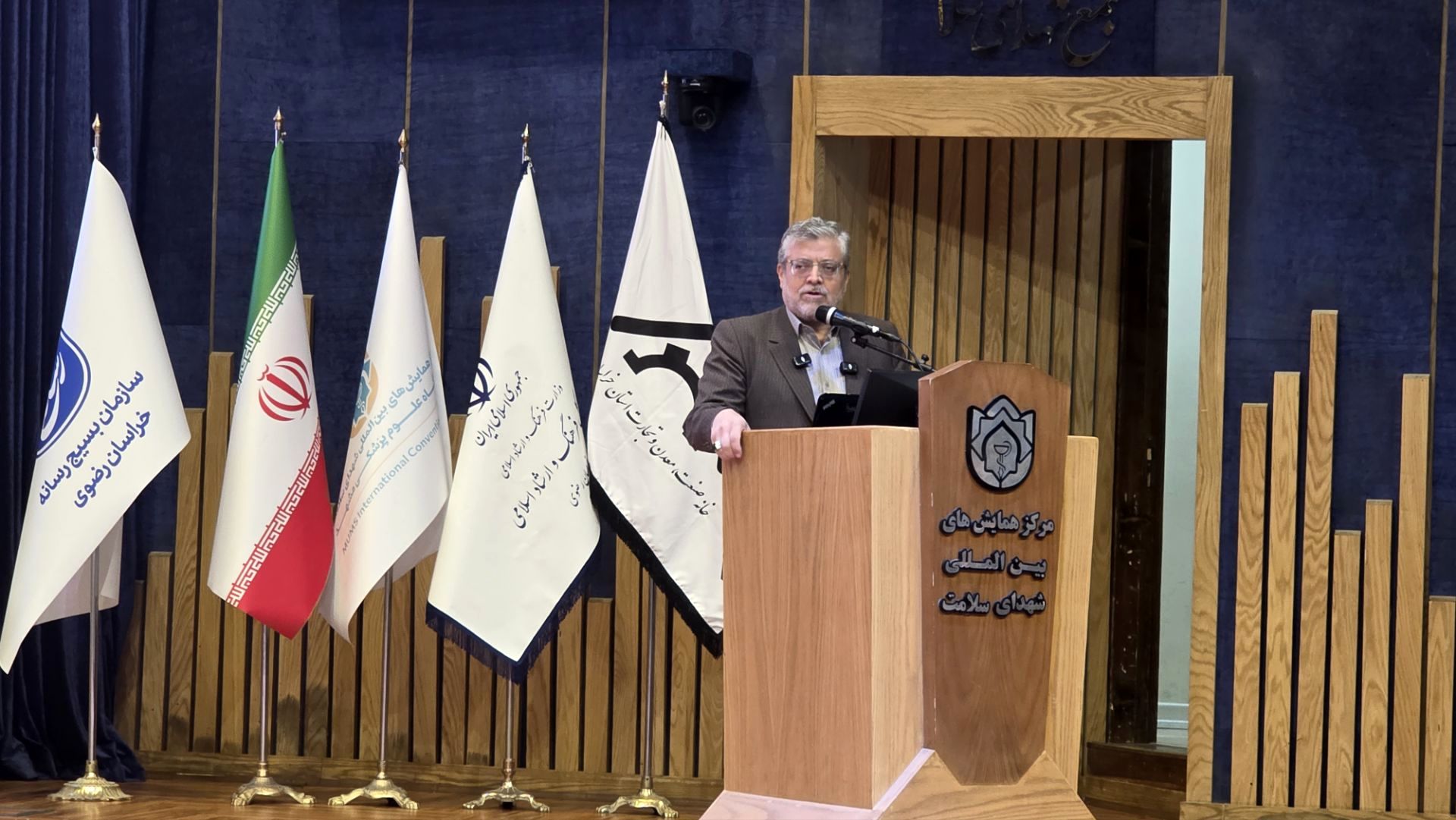 رسانه‌ها نقش فعالی در انتقال فعالیت‌های خدمات شهری دارند