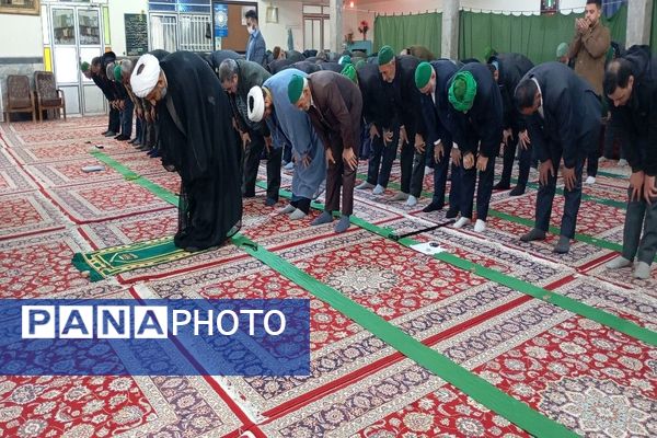 اقامه نماز جمعه در شهر بار نیشابور