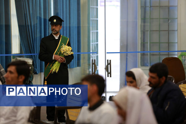 مراسم جشن ازدواج به‌مناسبت نیمه شعبان در مسجد جمکران