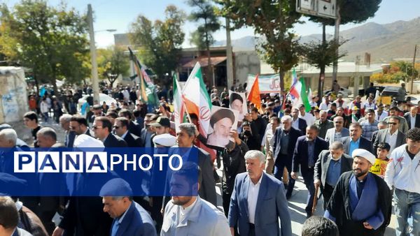 گرامیداشت یوم‌الله ۱۳ آبان در شهر سی‌سخت با حضور پرشور مردم 
