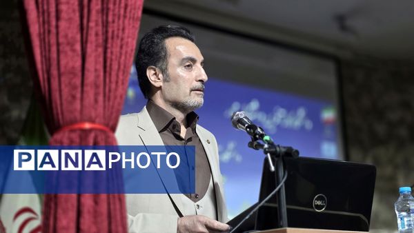 جلسه فصلی مدیران دوره دوم متوسطه قائمشهر