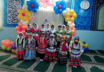 جشنواره سرود آوای کودکانه با حضور نو آموزان پیش  در ملارد برگزار شد 