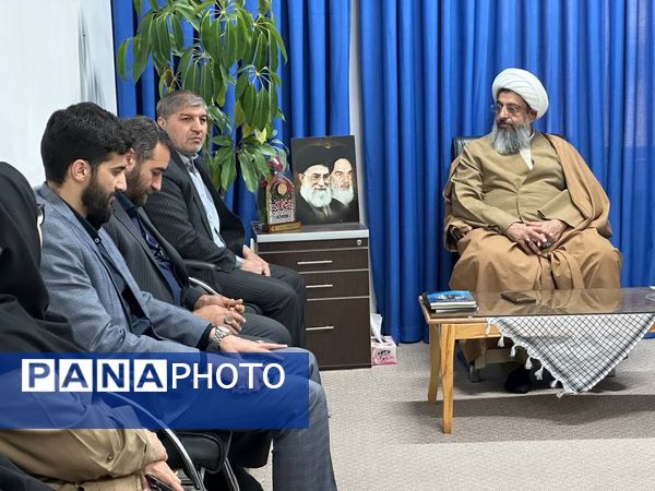  دیدار رئیس شبکه بهداشت و درمان شهرستان ساوجبلاغ با امام جمعه