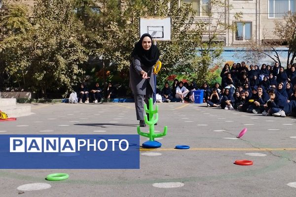برگزاری المپیاد ورزشی درون‌مدرسه‌ای در مدرسه یاس‌نبی،فتح در بهارستان‌دو