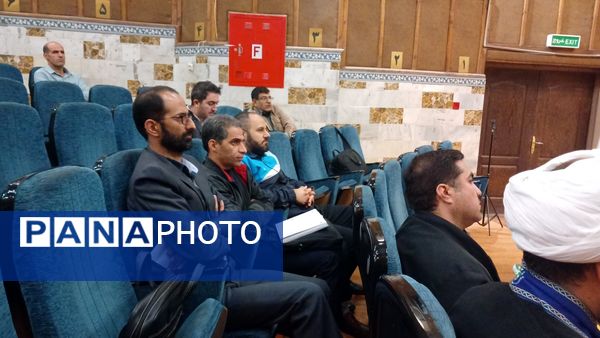 برگزاری دوره‌ تربیت مدرس پیشتازان سازمان دانش‌آموزی استان البرز