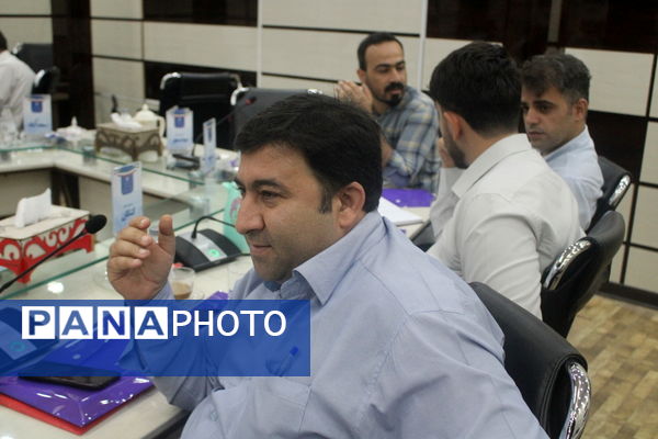 کارگاه آموزشی آشنایی با قانون و آیین‌نامه رسیدگی به تخلفات اداری در بوشهر